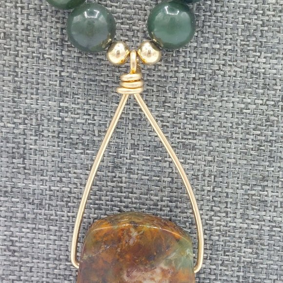 Semi Precious Stone Necklace Green Brown Gold Toned Statement Pendant Natural Ro - Picture 4 of 7